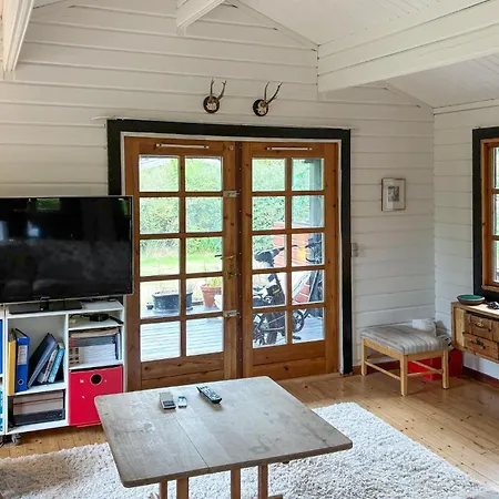 4 Bedroom Awesome In Prázdninový dům *